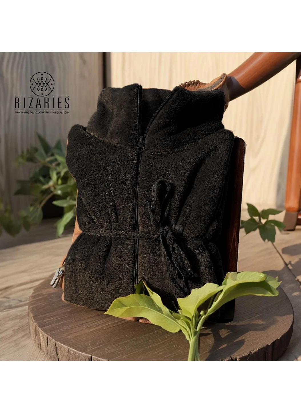 RIZARIES Luxury Bathrobe Soft Fleece Zipper Robe Water Absorbing (Black, One Size) 5xmvz