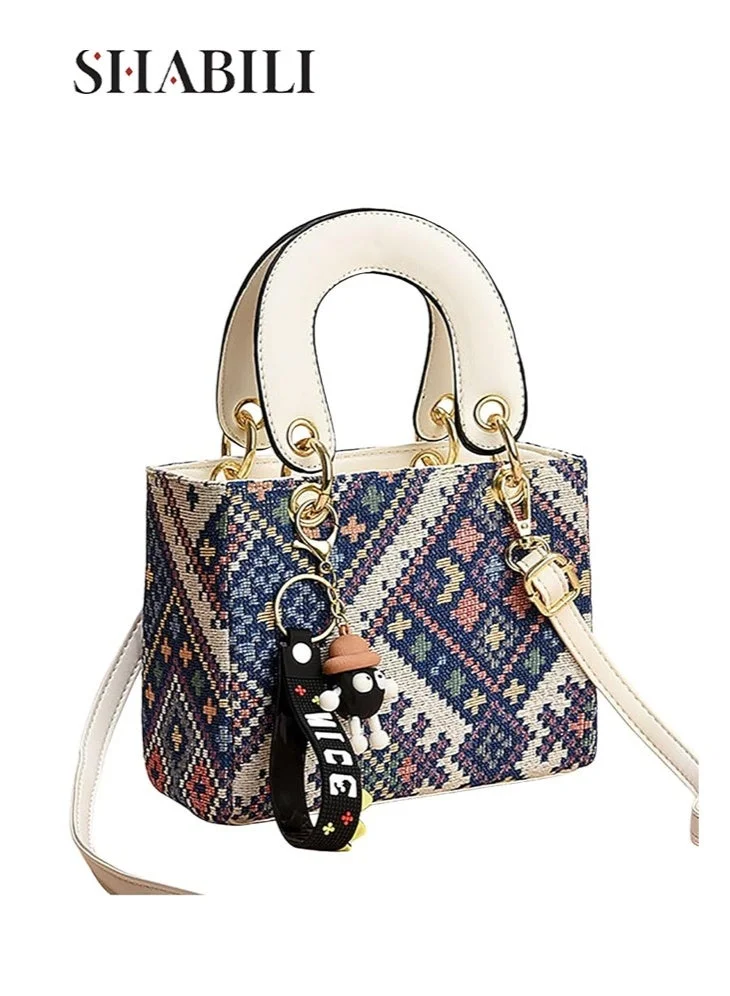 SHABILI Fashion Shoulder Bag with Doll Charm, Premium Small Crossbody Tote for Women and Teenagers (20 cm x 15 cm x 8 cm) 331xt