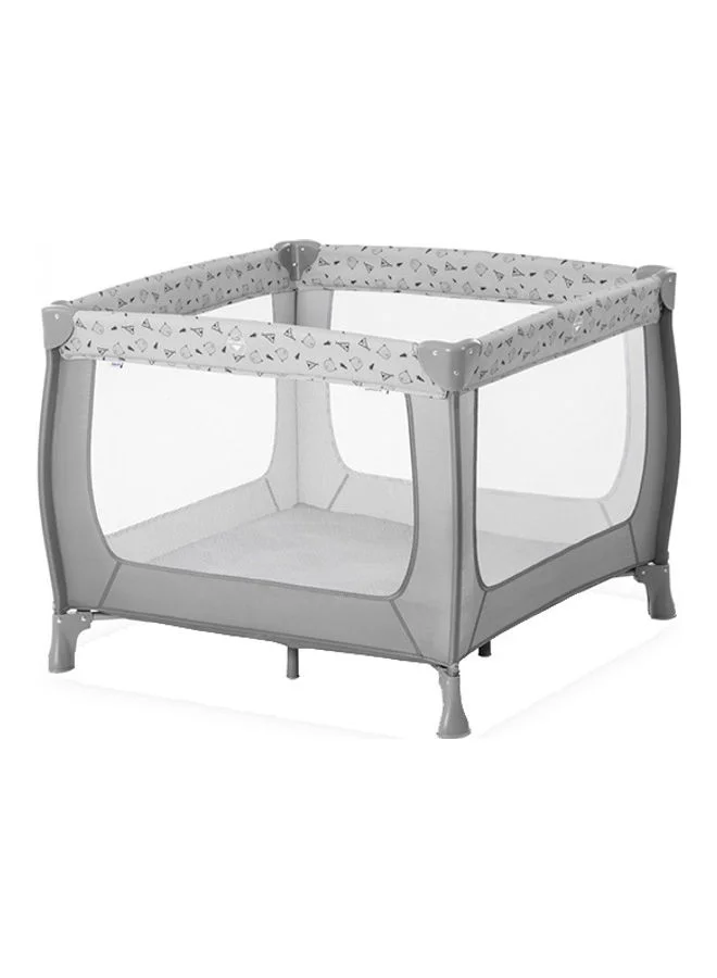 Hauck Sleep N Play Square Travel Cot and Playpen, Compact Foldable Design for Infants and Toddlers (Nordic Grey, 90 x 90 cm) 43ne8