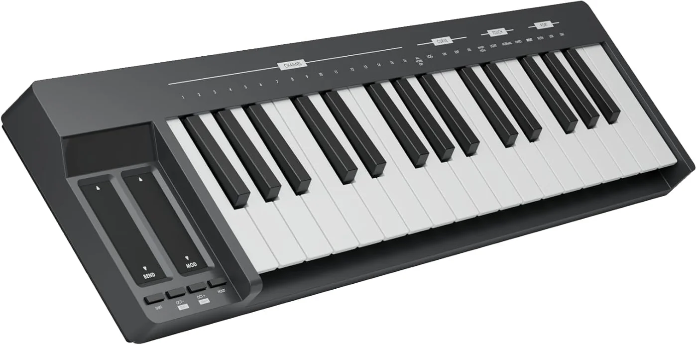 Portable MIDI Keyboard Controller 32-Key Compact Music Production Station with OLED Display and USB Connectivity (32 Keys) ba6tc