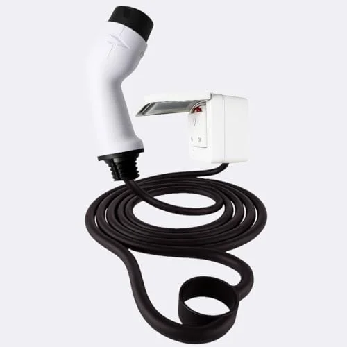 PME Vehicle-to-Load V2L Adapter for Electric Vehicles (2.5kW, 16A Socket, IP55 Waterproof) dp185