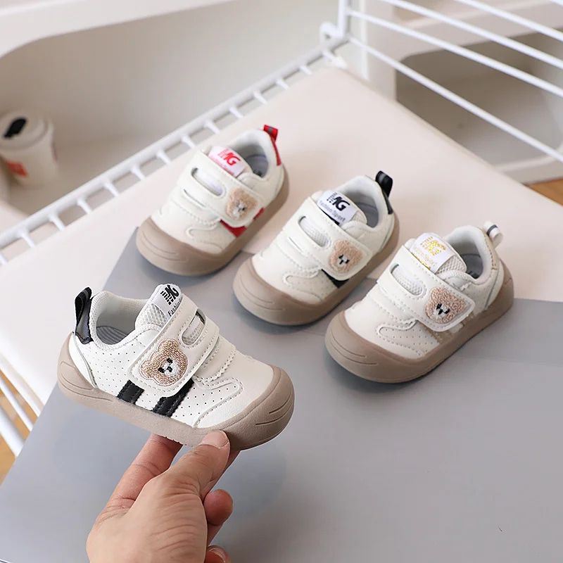 WU Baby Bear Embroidered Toddler Shoes Breathable Non-Slip Walking Footwear (13 cm) r8q2i