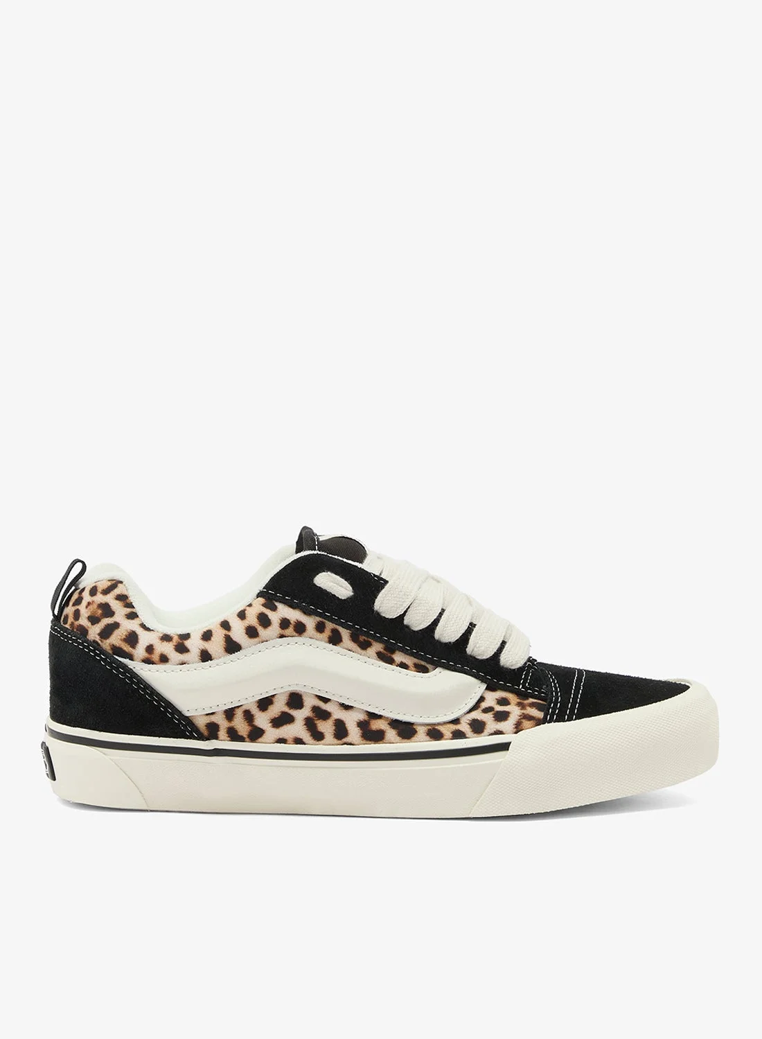 Premium Low-Top Skate Sneakers Durable Suede Casual Footwear for Men and Women (Unisex) ykced