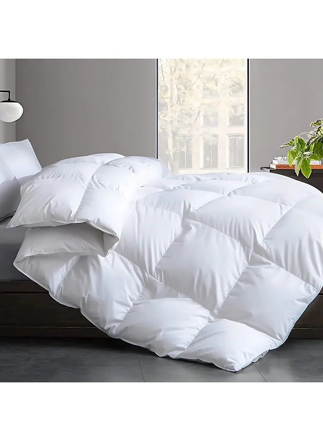 Hotel Linen Klub Anti Microbial Quilt Premium Microfiber Bedding (Solid, 220 x 240cm) j58nv