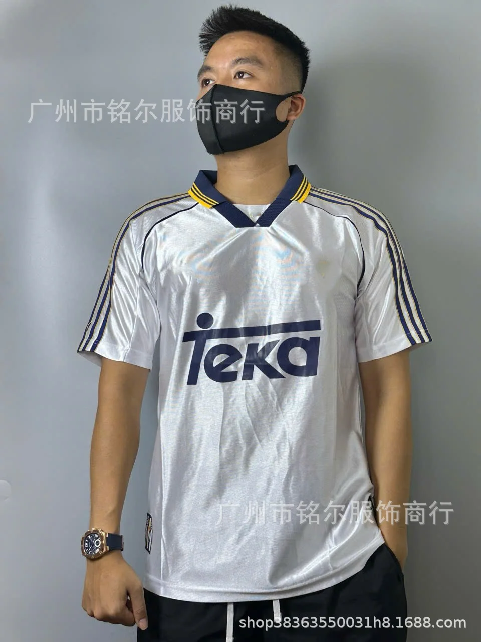 Vintage Style Football Jersey Professional Sports Uniform Breathable Fabric For Men (Large) ush9d