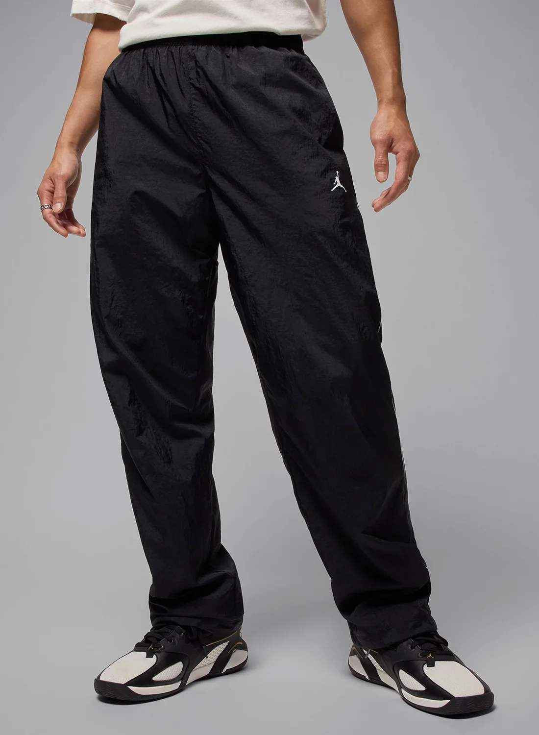 Premium Athletic Basketball Track Pants Lightweight Breathable Performance Trousers for Men (Black, Large) mu9c3