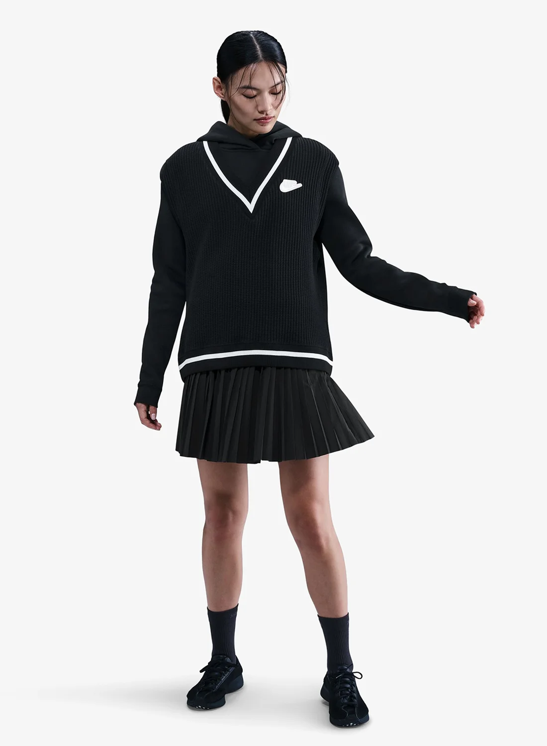 Athletic Pleated Skirt Premium Lightweight Performance Apparel for Women (Solid, Medium) zm0pl