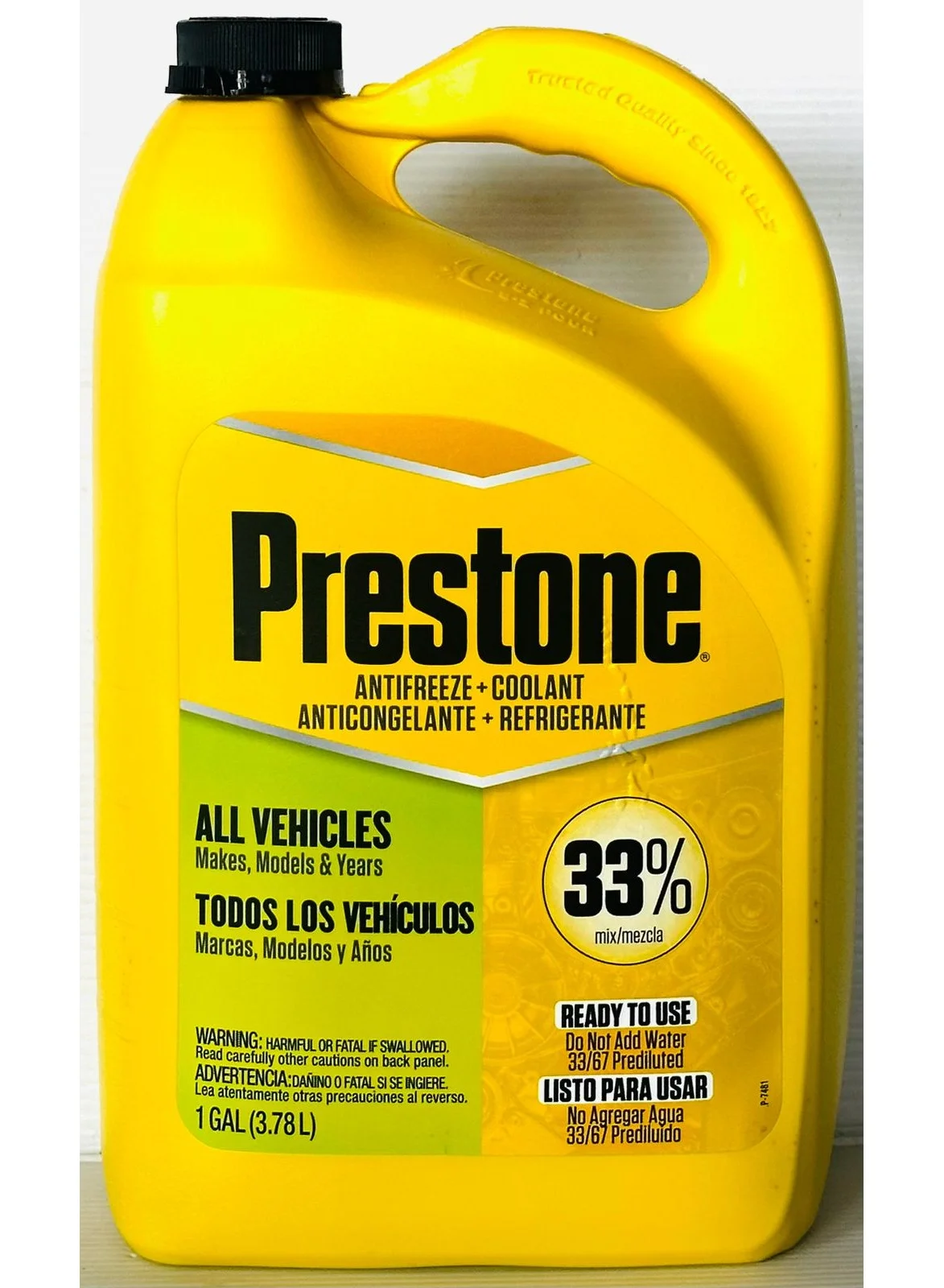 Prestone Radiator Antifreeze Coolant (Green, 3.78 L) - Premium Engine Cooling Fluid for All Vehicles 74y1n