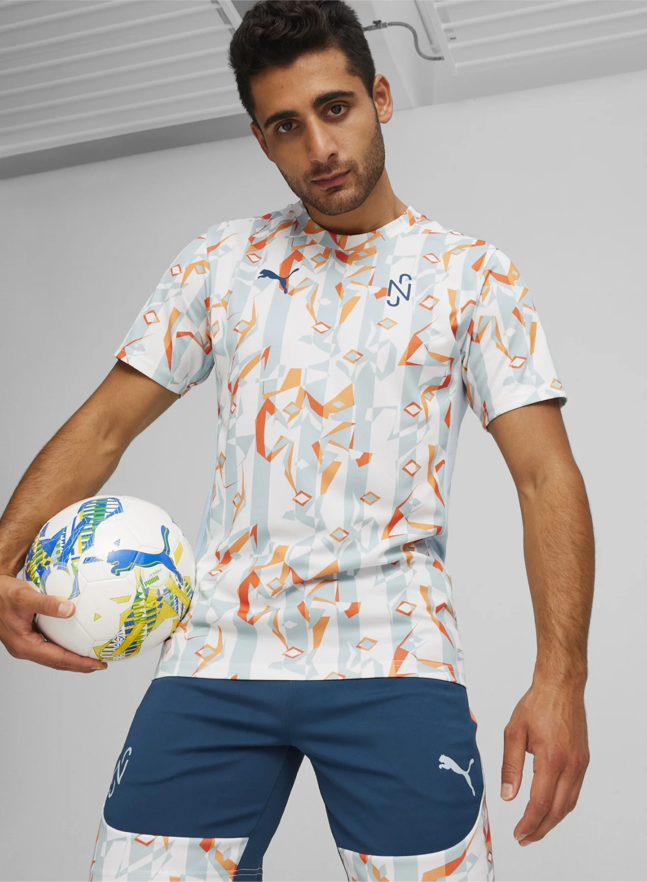 Sport Professional Football Jersey Breathable Athletic Shirt for Men (White, Large) n3j9r