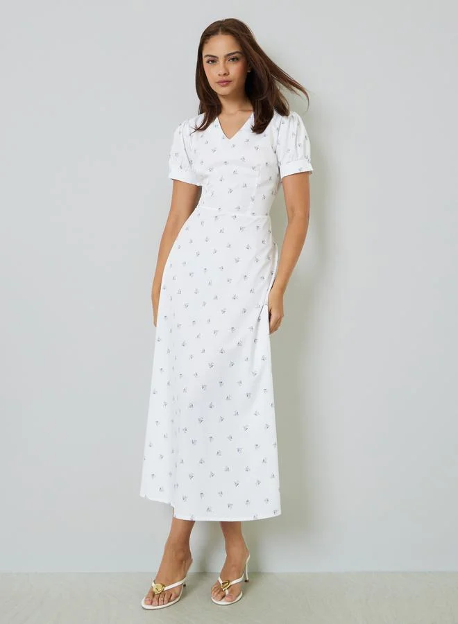 Styli Ditsy Print V Neck A-Line Maxi Dress (White, Women) xwdhi