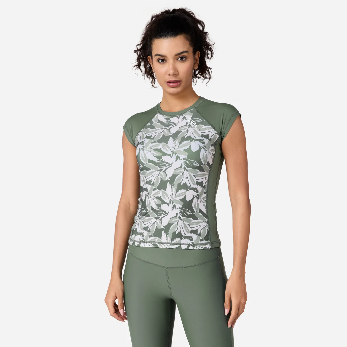 Coega Women's Printed Swimming Rashguard Long Sleeve UV Protection Swimwear (Floral, Medium) x7x3k