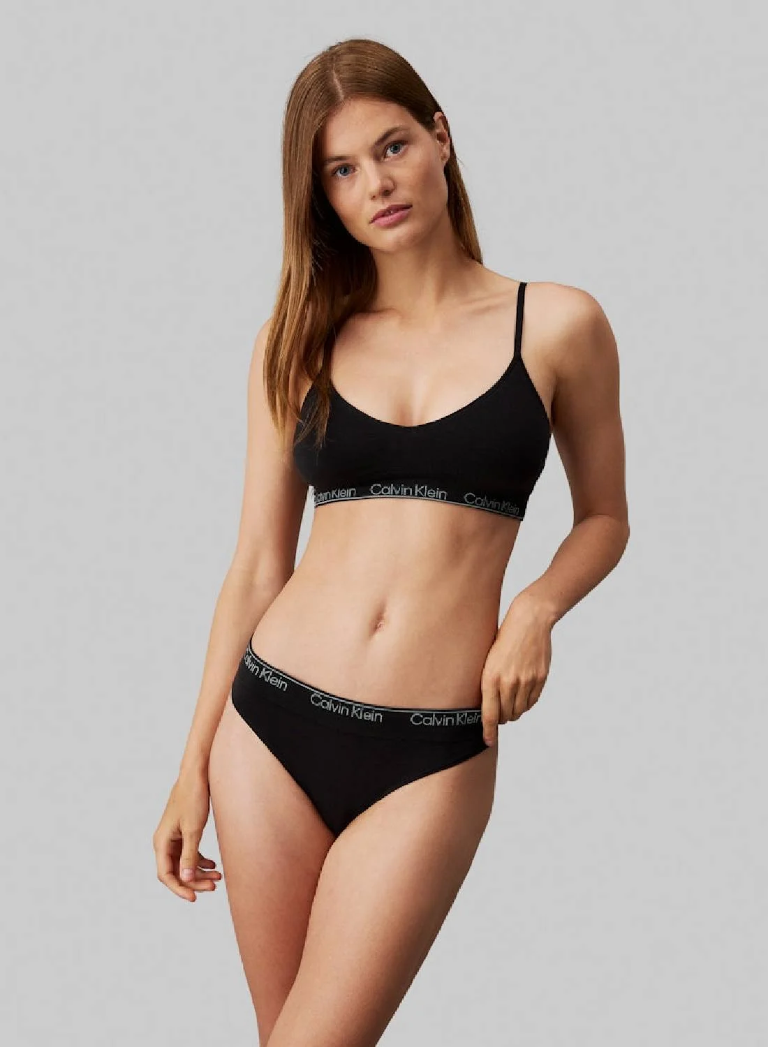 Premium Seamless Thong Women's Comfortable Everyday Underwear (Black, Medium) gpspp