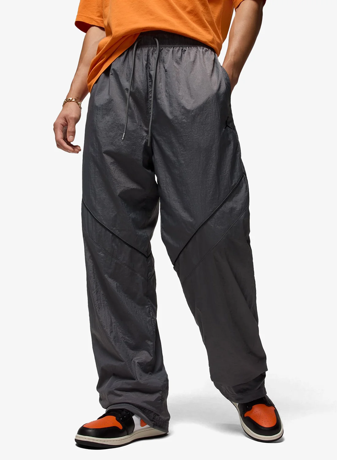 Premium Athletic Basketball Sweatpants Breathable Performance Joggers for Men (Black, Large) fdqxw
