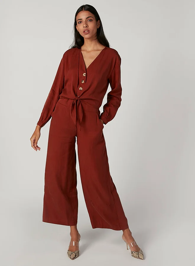 Iconic Retro Style V-Neck Jumpsuit (Red, Regular Fit) 965wp