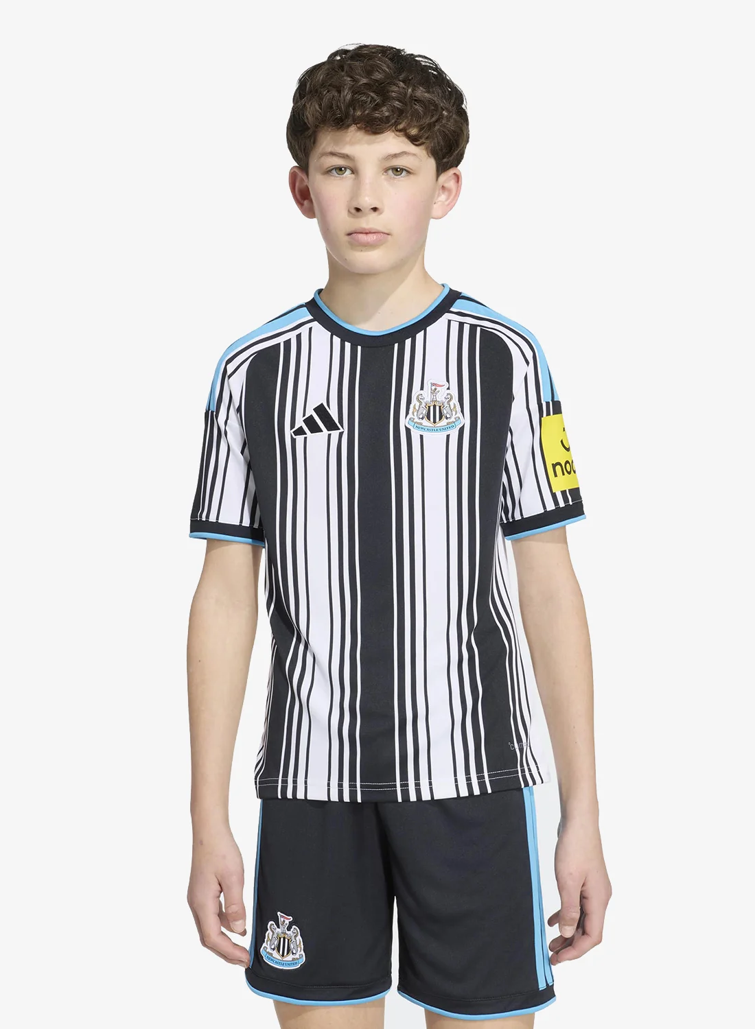 Newcastle United FC Youth Home Jersey 2026/2027 Season Premium Breathable Football Kit (Kids, Black/White) m4mm3