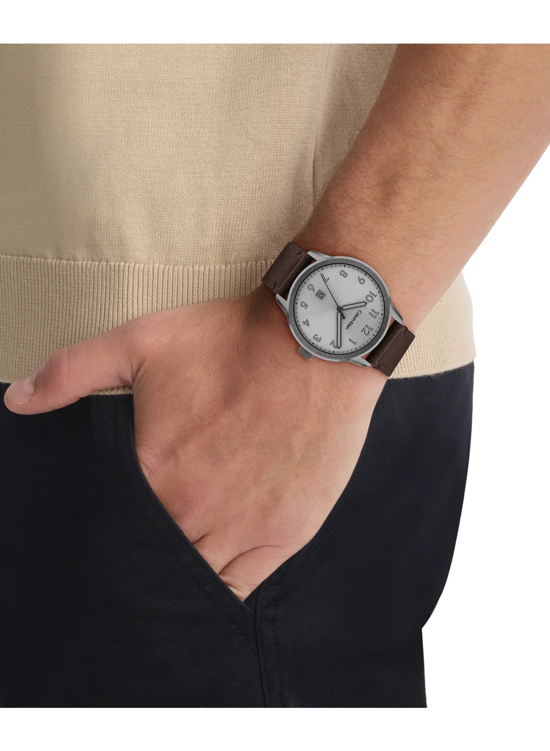 Minimalist Pilot Analog Quartz Watch for Men with Brown Leather Strap (40mm) tah0e