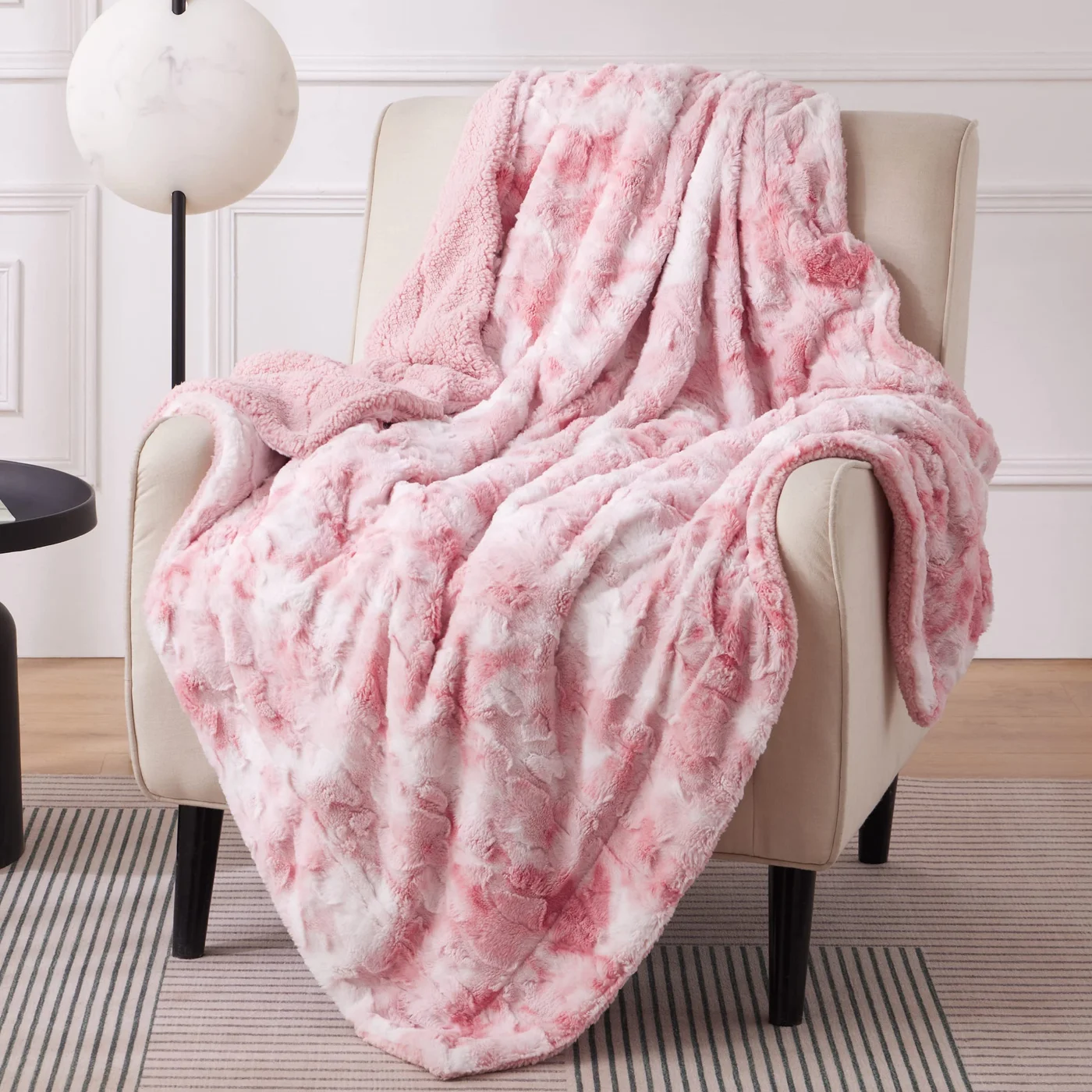 GentleSoft Sherpa Fluffy Blanket Premium Fleece Throw (Pink, 150 cm x 200 cm) - Warm Fuzzy Faux Fur Bed and Sofa Decor 8op92