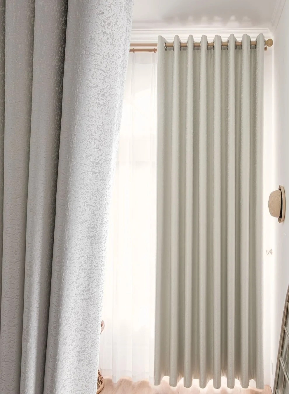 Golden Homee Sun Blocking Window Curtain Drape (Premium Polyester, 1 Piece, 140cm x 240cm) 7tmzc