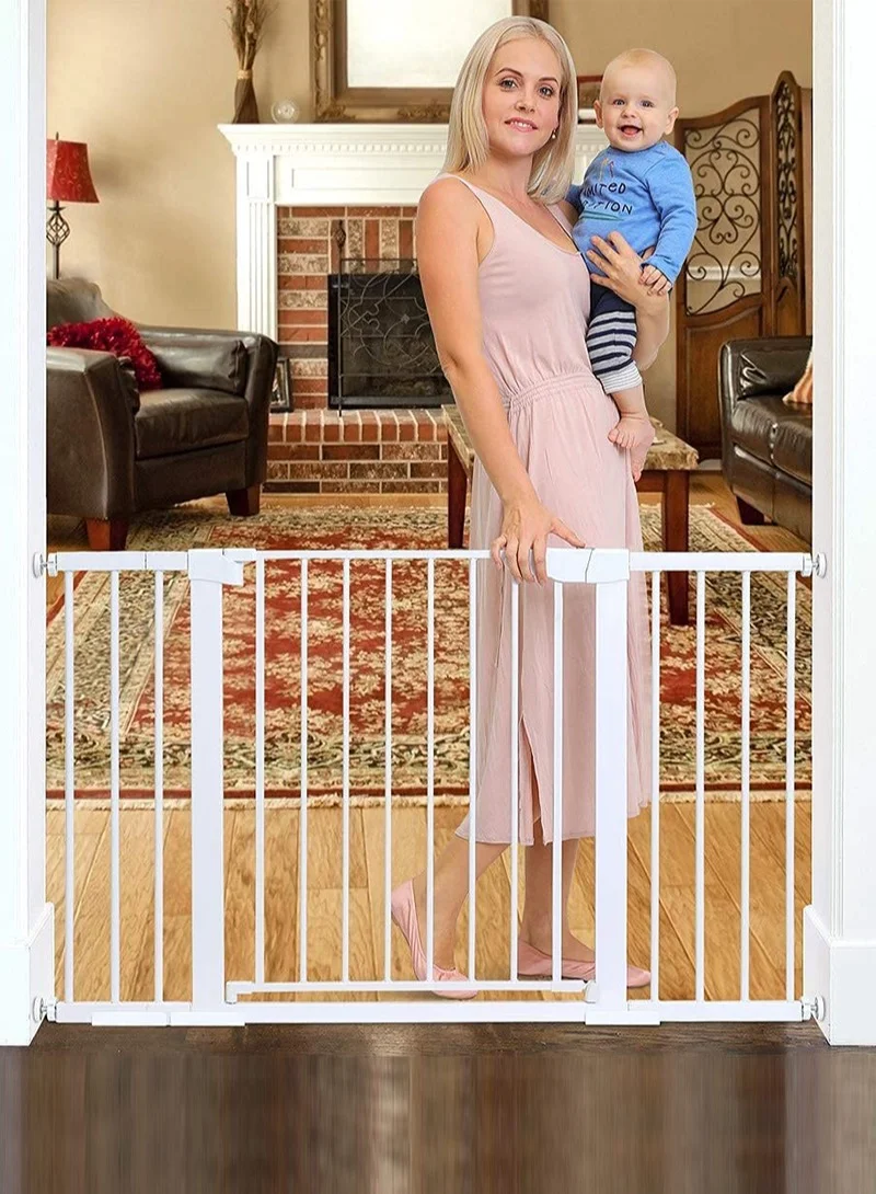 RuiHhome Extra Wide Auto Close Safety Gate for Stairs and Doorways (Adjustable up to 143 cm) 8adt2