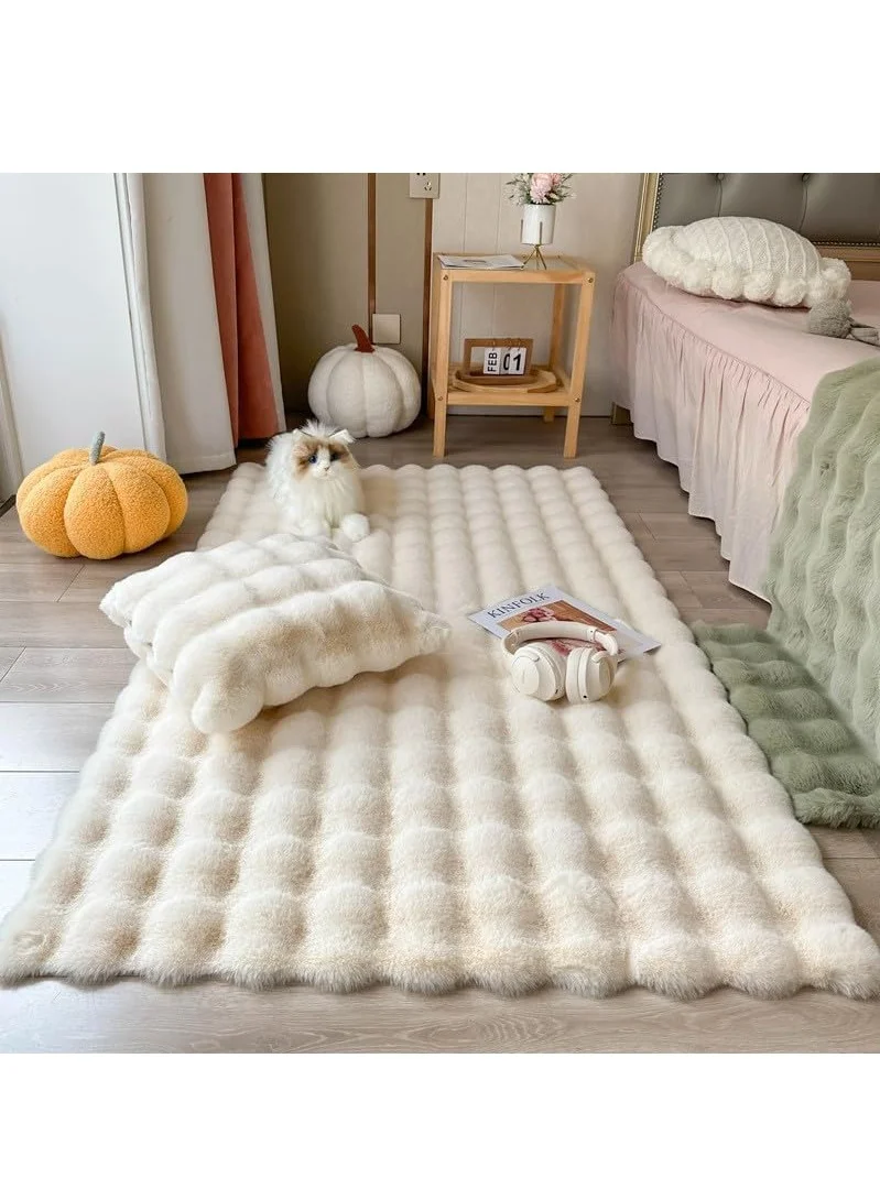 XiuWoo Faux Sheepskin Area Rug Ultra Soft Fluffy Shaggy Carpet for Bedroom and Living Room (Beige, 90x150cm) 33akg