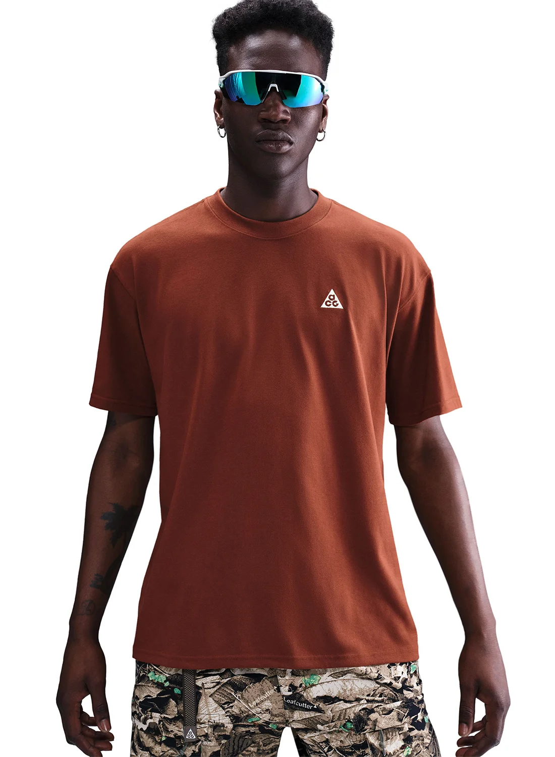 Athletic Dri-Fit Performance T-Shirt Moisture-Wicking Breathable Sportswear for Men (Large) iyq0b