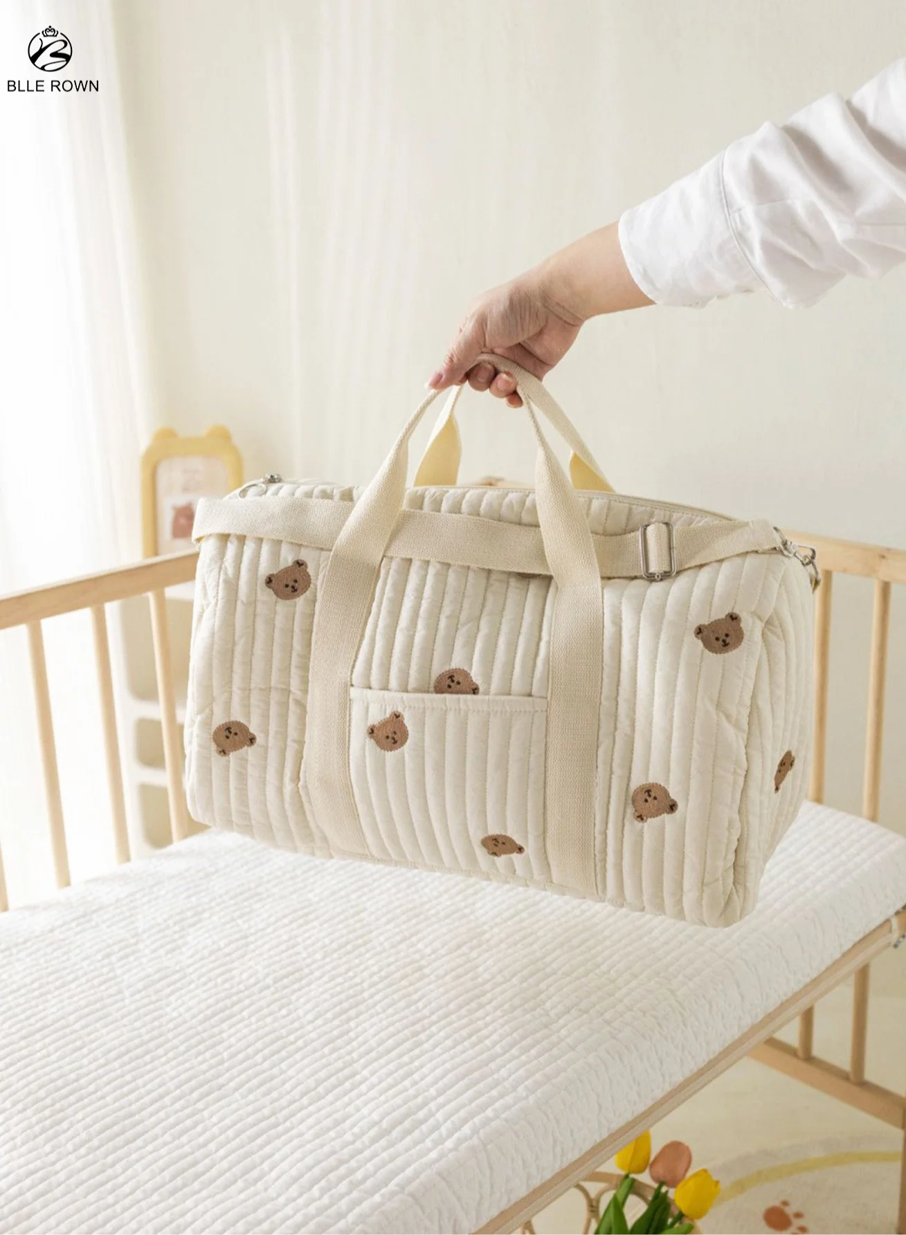 BLLE ROWN Embroidered Bear Pattern Diaper Bag Large Capacity Mommy Tote Bag (40x30x20 cm) nencf