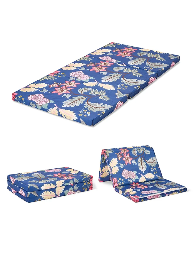 Emirates Living Tri-Fold Foam Mattress Portable Sleeping Pad for Guests and Camping (90 x 180 x 6 cm) dt7xm