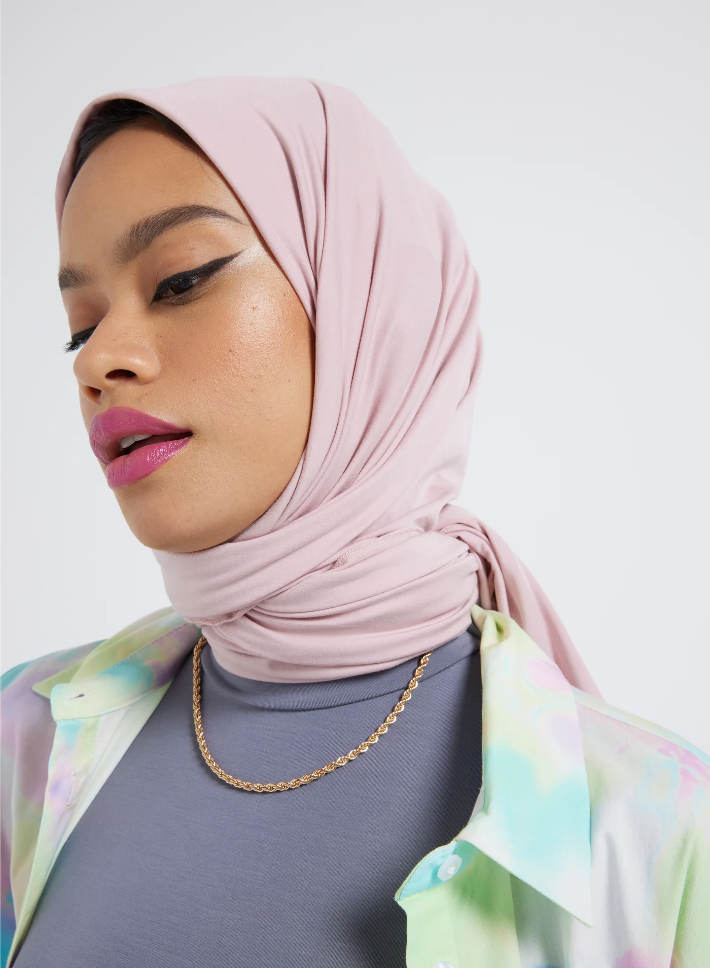MODEST BEYOND Organic Bamboo Jersey Hijab Premium Breathable Headscarf (Crepe Pink, 180 x 70 cm) bqfre