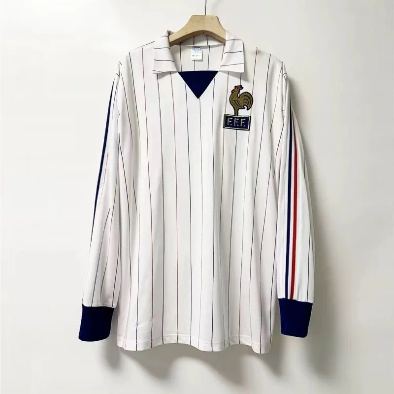 Vintage Classic Football Jersey Retro Team Uniform Premium Breathable Fabric For Men (Adult) kzmpj